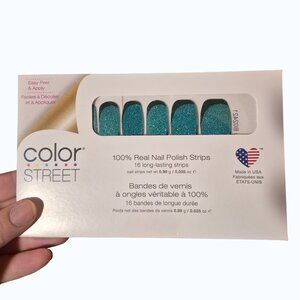 Color Street Nails Feelin' Pine